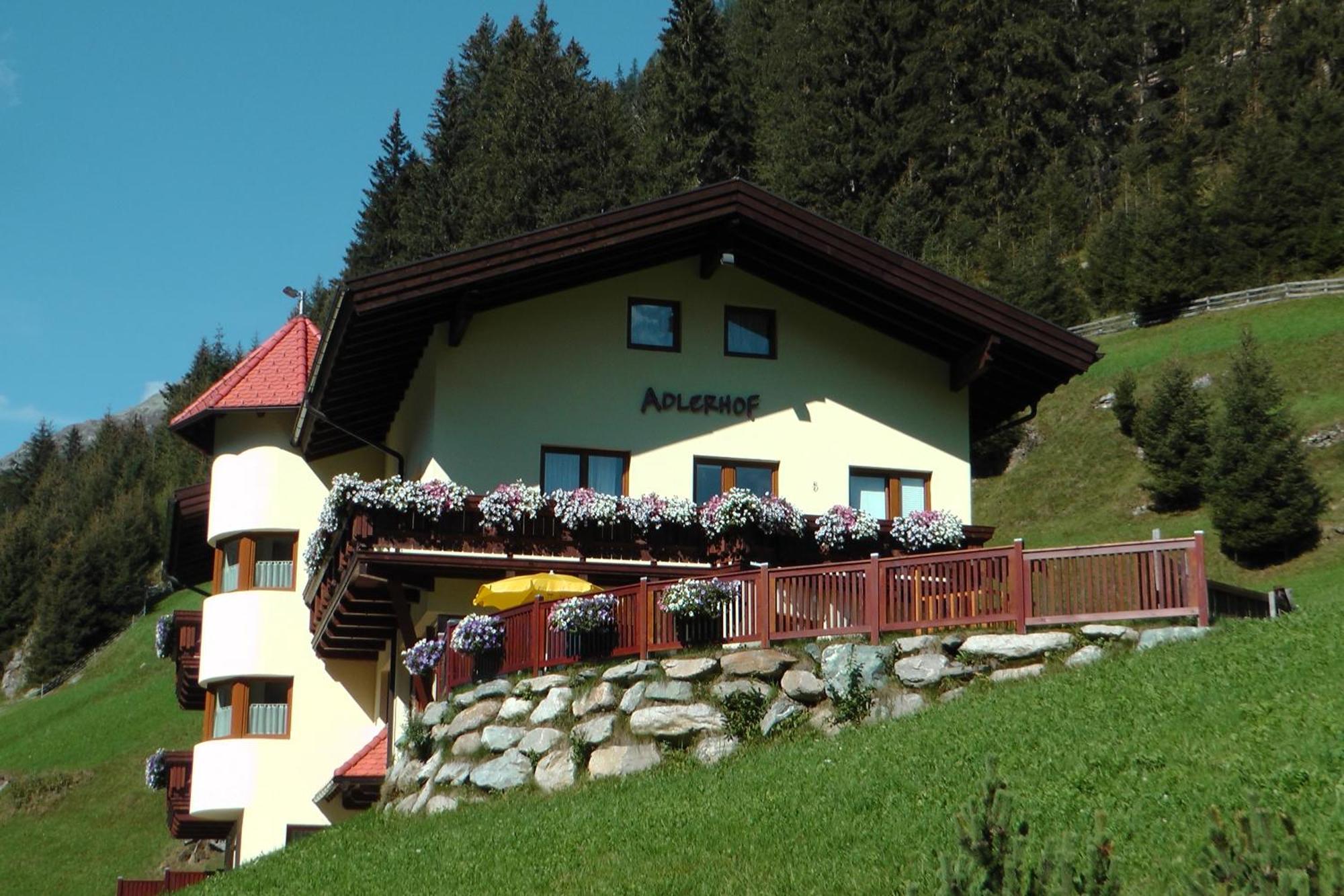 Adlerhof Apartment Sankt Leonhard im Pitztal Exterior photo